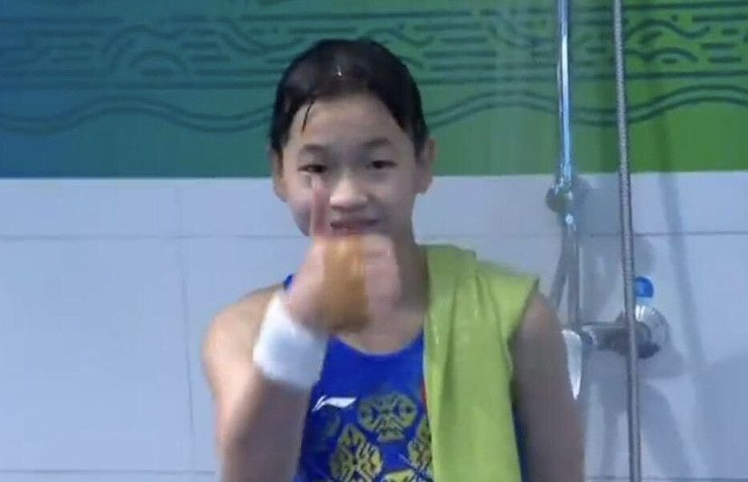 泡在我家的辣妹